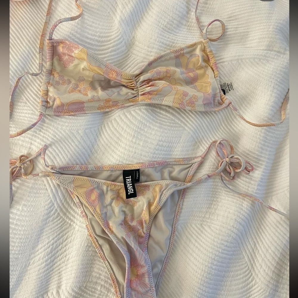 TRIANGL SWIM